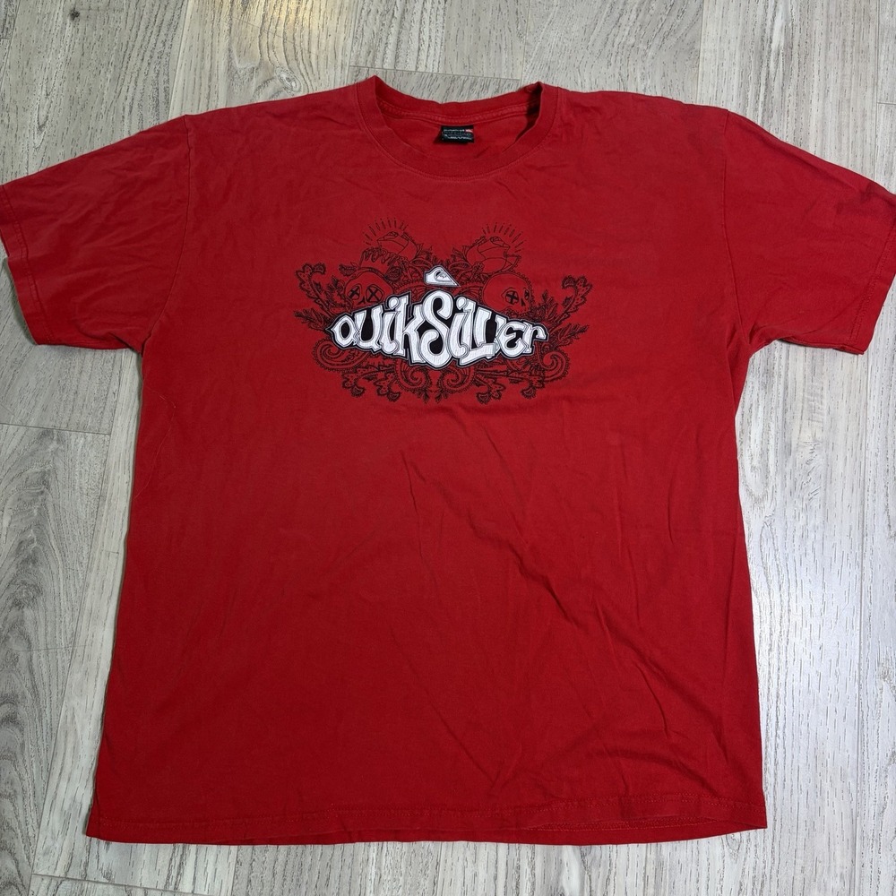 Vintage Quicksilver T Shirt Mens XL Red Surf Wear Graphic Tee Skater Grunge Y2K